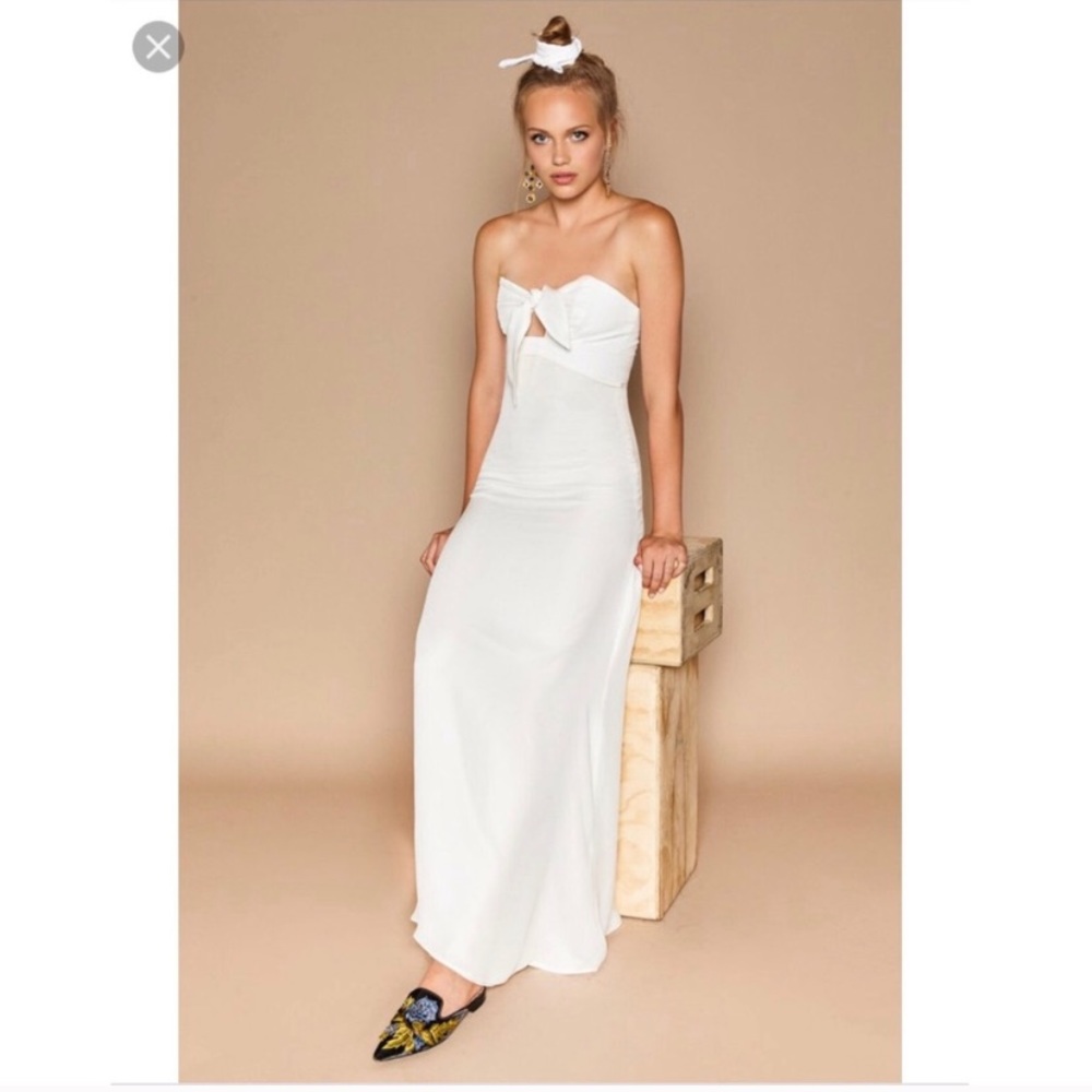 Stone cold fox Syracuse white dress